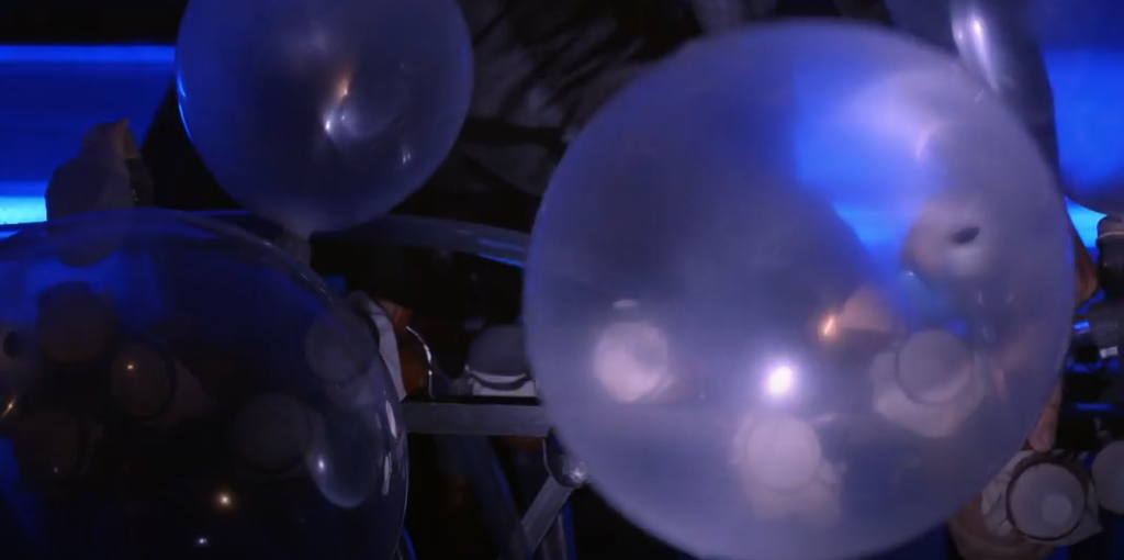 El Ruido son las casas. Instrumento realizado con globos